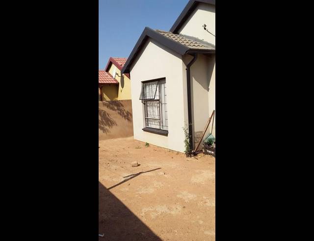 3 BEDROOM HOUSE FOR SALE IN SOSHANGUVE VV